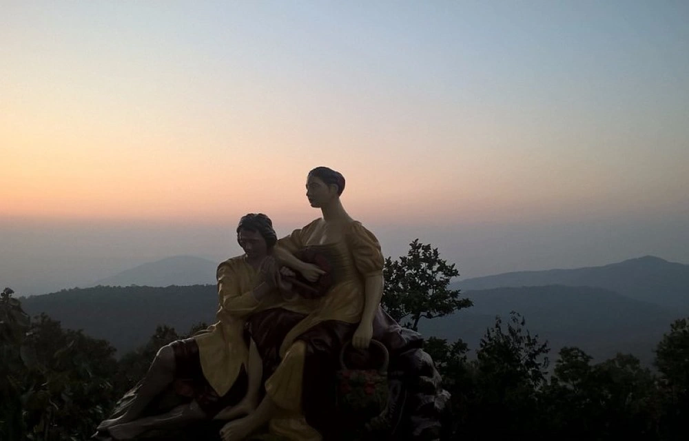 Magnolia, Sunset Point, Netarhat Image