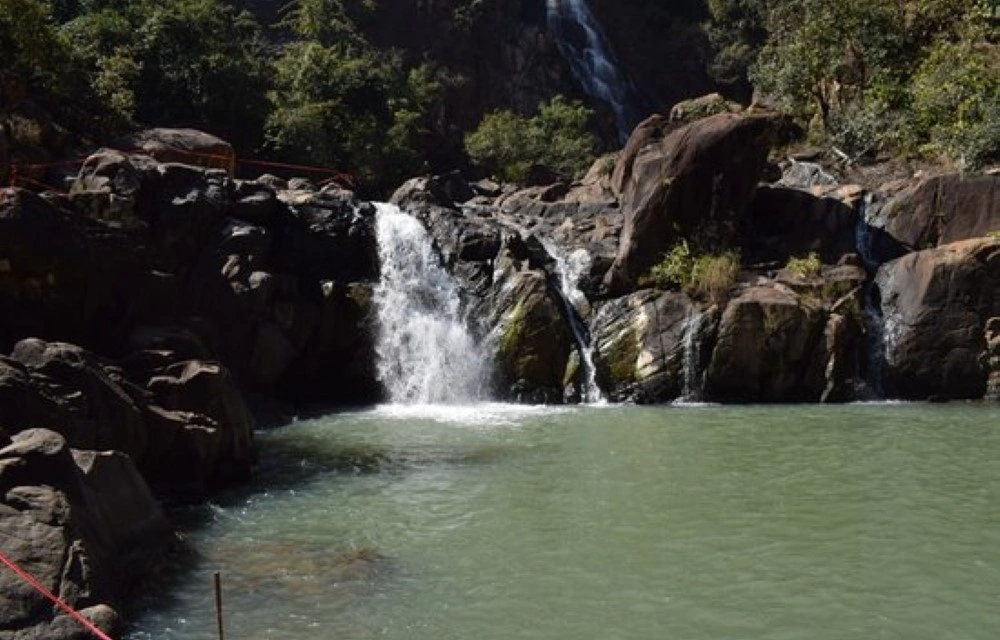 Lodh Waterfalls Image