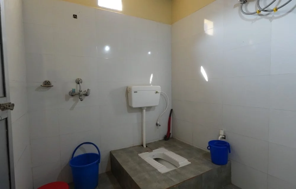 Madhu Guesthouse