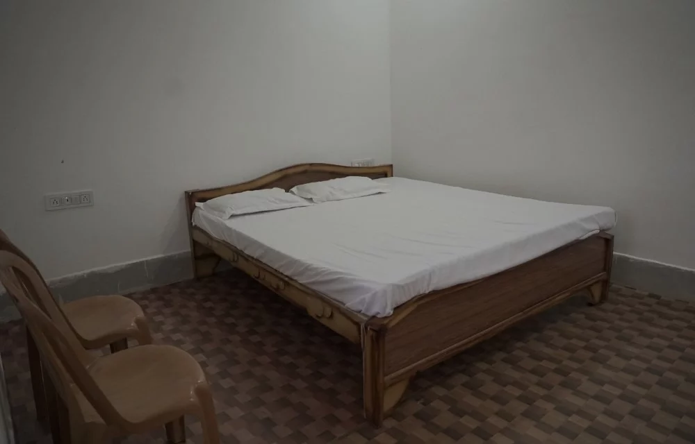Madhu Guesthouse Gallery Pictures